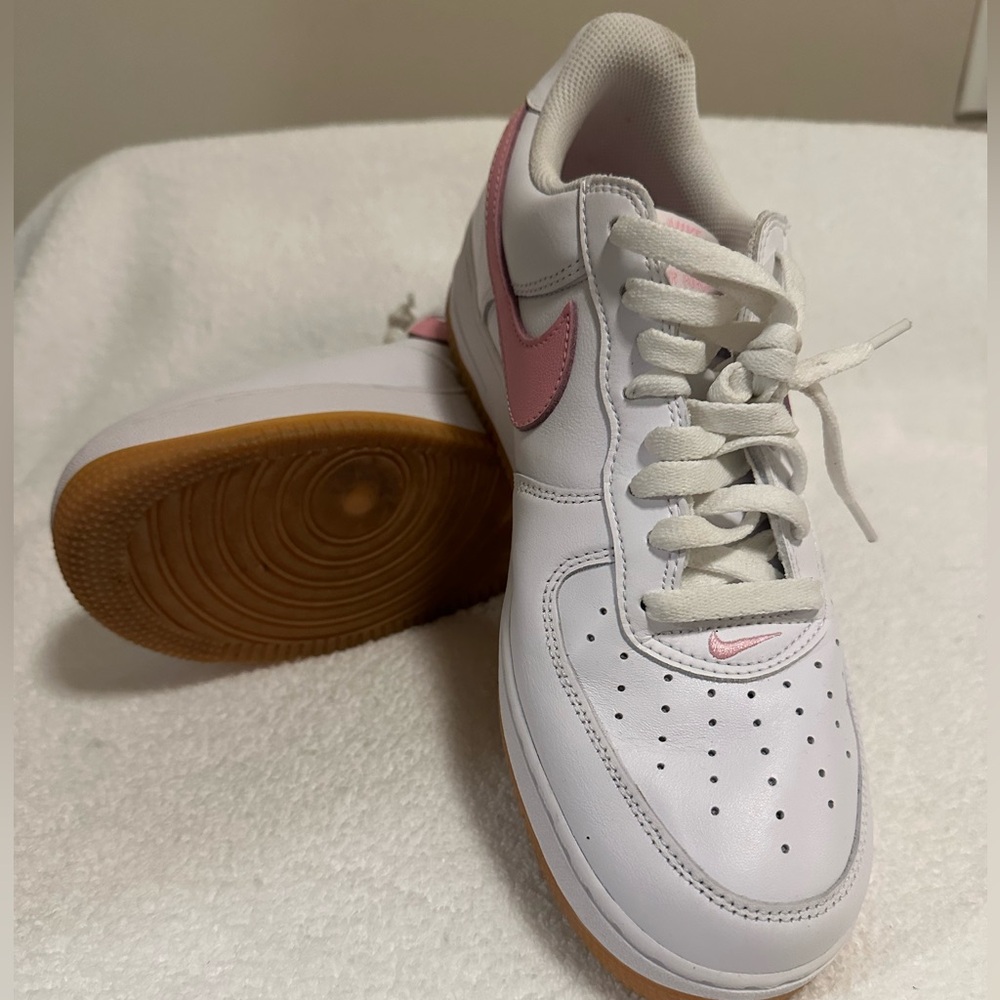 Nike Air Force 1 Low Retro Pink Gum - 'Anniversary Edition'